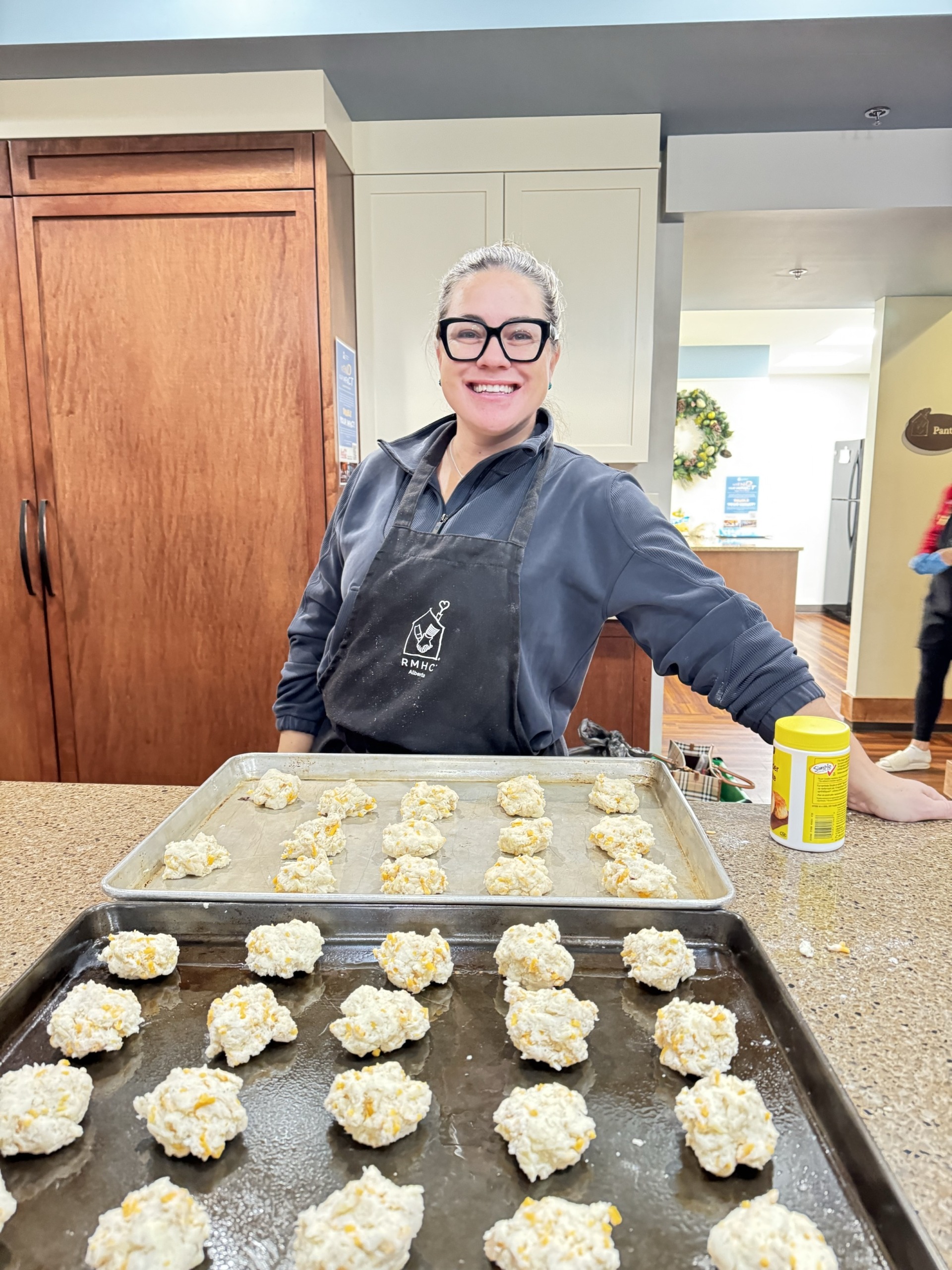 Sarah Strauss Mortgage Broker volunteering at RMH Red Deer